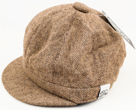 Dvs hat brown